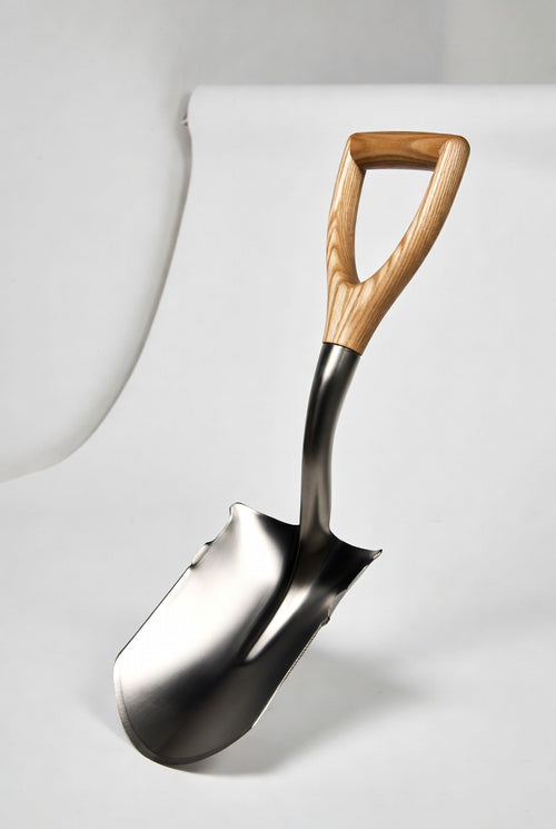 Pala da Giardino Pro in Acciaio Inossidabile – Comfort e Potenza